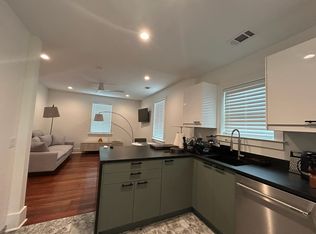 411 E Gaston Ln #B, Savannah, GA 31401