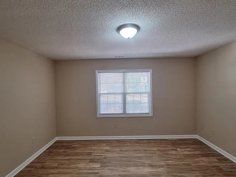 3445 Westgate Dr — Photo 9