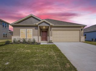 1025 Park Oak Ln, Crowley, TX 76036
