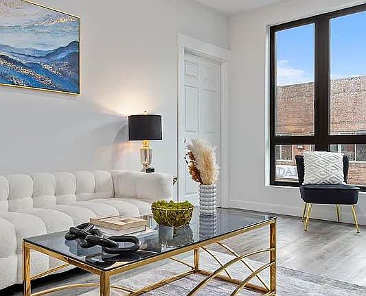 5th image of 214-33 41st Ave #3E