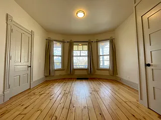 933 Williamson St #1 — Photo 7