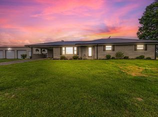 3712 Rocky Mound Rd, Westmoreland, TN 37186