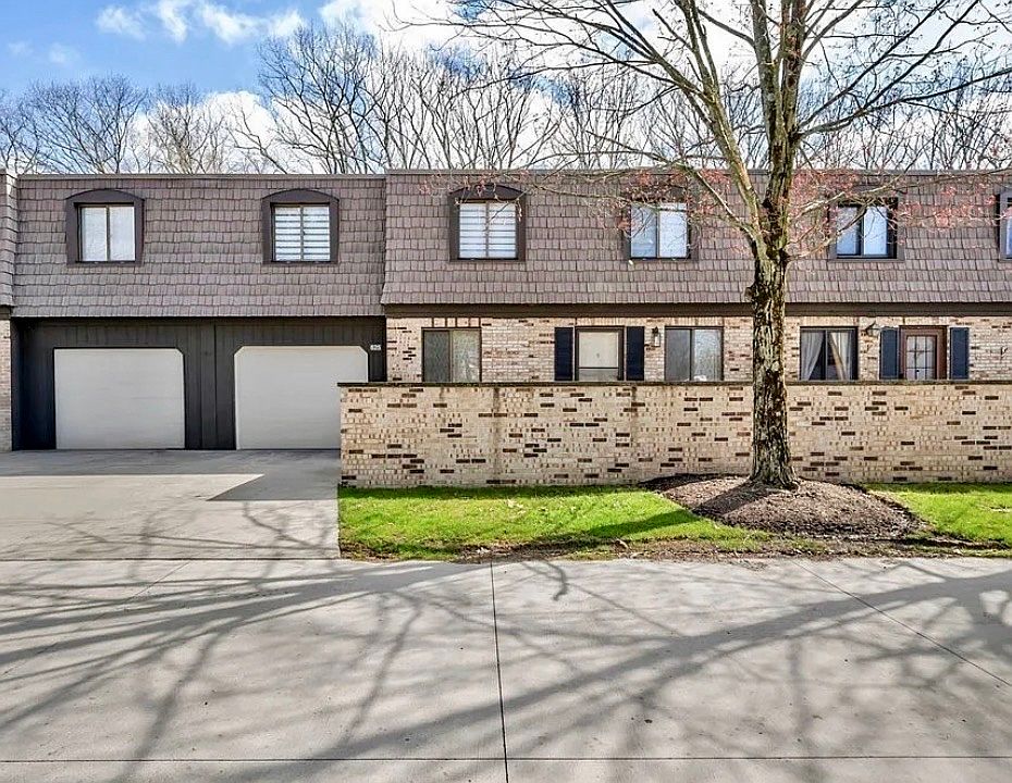 1st image of 625 Tollis Pkwy #625