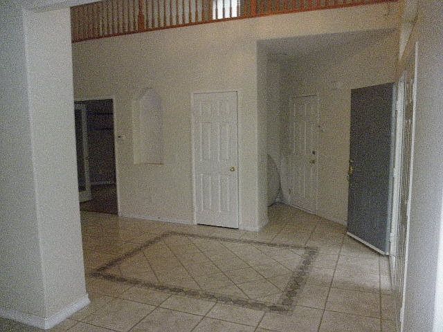 2nd image of 950 Shepard Crest Dr