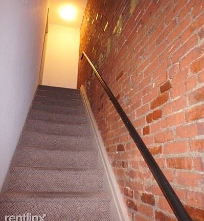 2nd image of 1430 W Susquehanna Ave