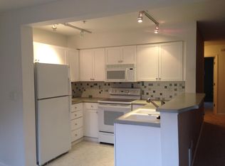 23420 SE Black Nugget Rd UNIT A102, Issaquah, WA 98029