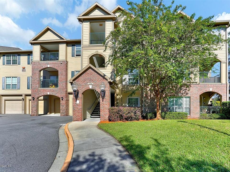 1st image of 7800 Point Meadows Dr APT 1326