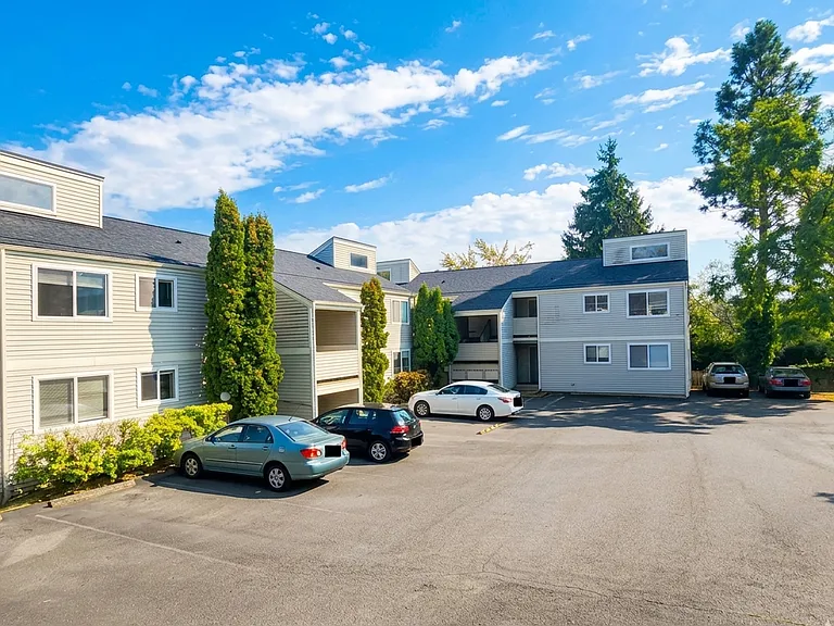 Heather Ridge, 2 Bedrooms, 1 Bathroom Apartments for Rent! — Photo 29