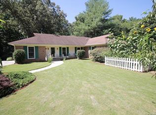 1130 Bearmore Dr, Charlotte, NC 28211