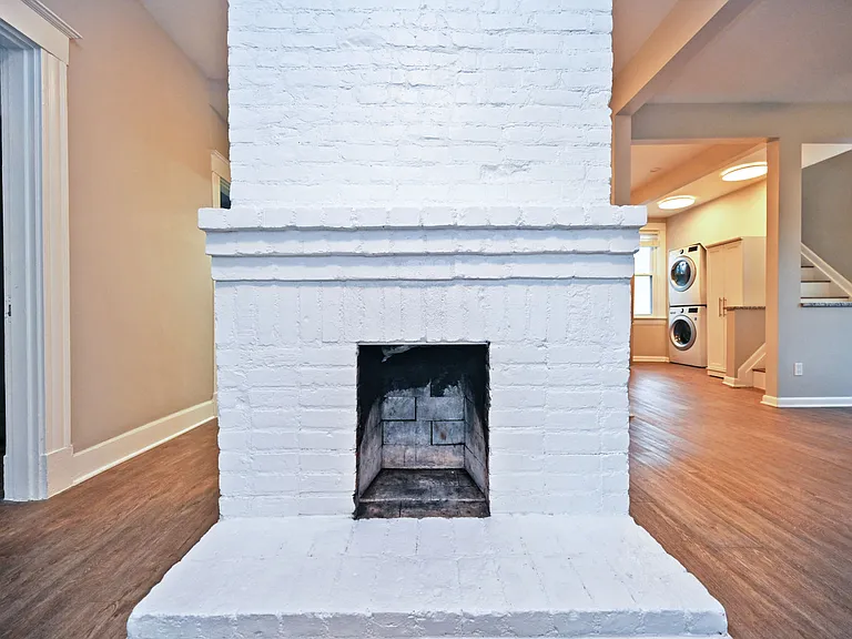 2709 Griffiths Ave — Photo 11
