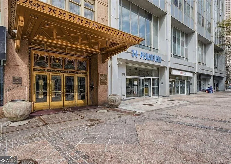 32 Peachtree St NW #1102