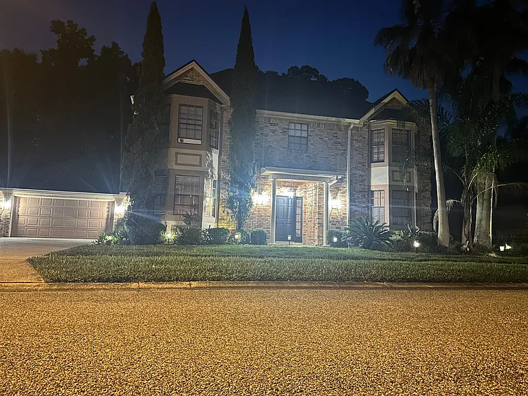 848 Silverwood Dr — Photo 10