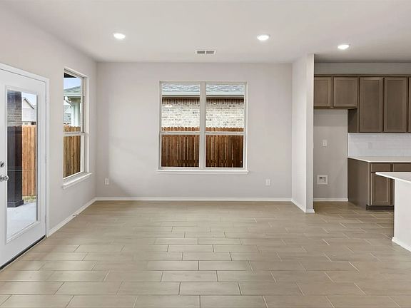 4th image of 11949 Vista Harbor