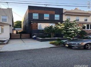 6267 60th Rd, Flushing, NY 11378