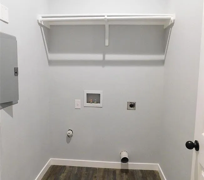 207 Laurel Ln — Photo 15
