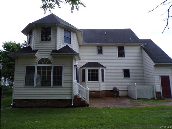 5th image of 8294 Laurel Meadows Dr