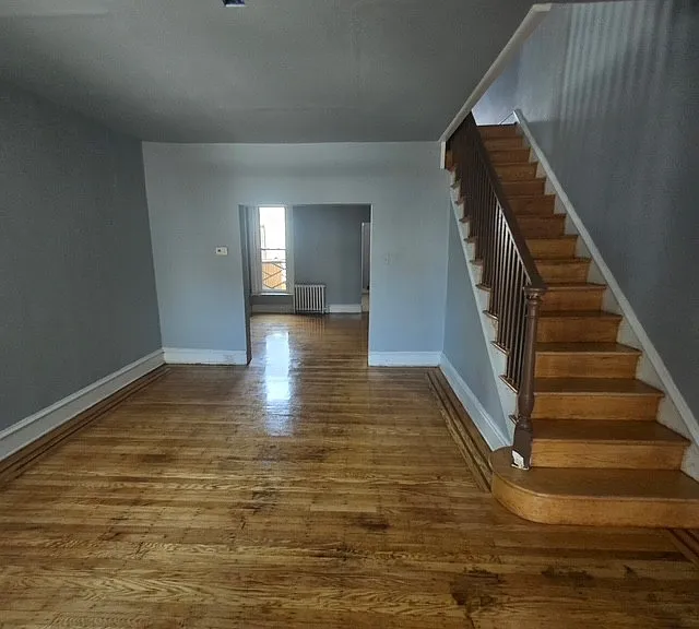 889 Marcella St — Photo 4