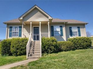216 Phillip Dr, Springfield, TN 37172