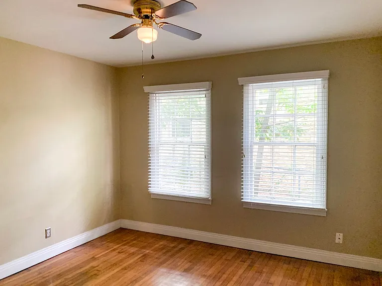 1002 W Saint Johns Ave — Photo 16