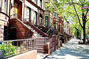 Rented by Level Group