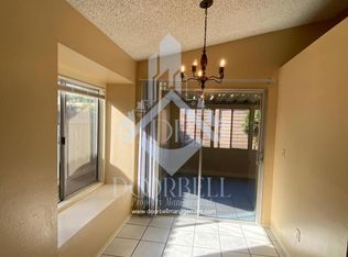 106 Oaktree Dr, Perris, CA 92571