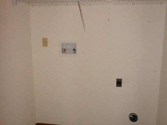 4th image of 4508 Brown St #3