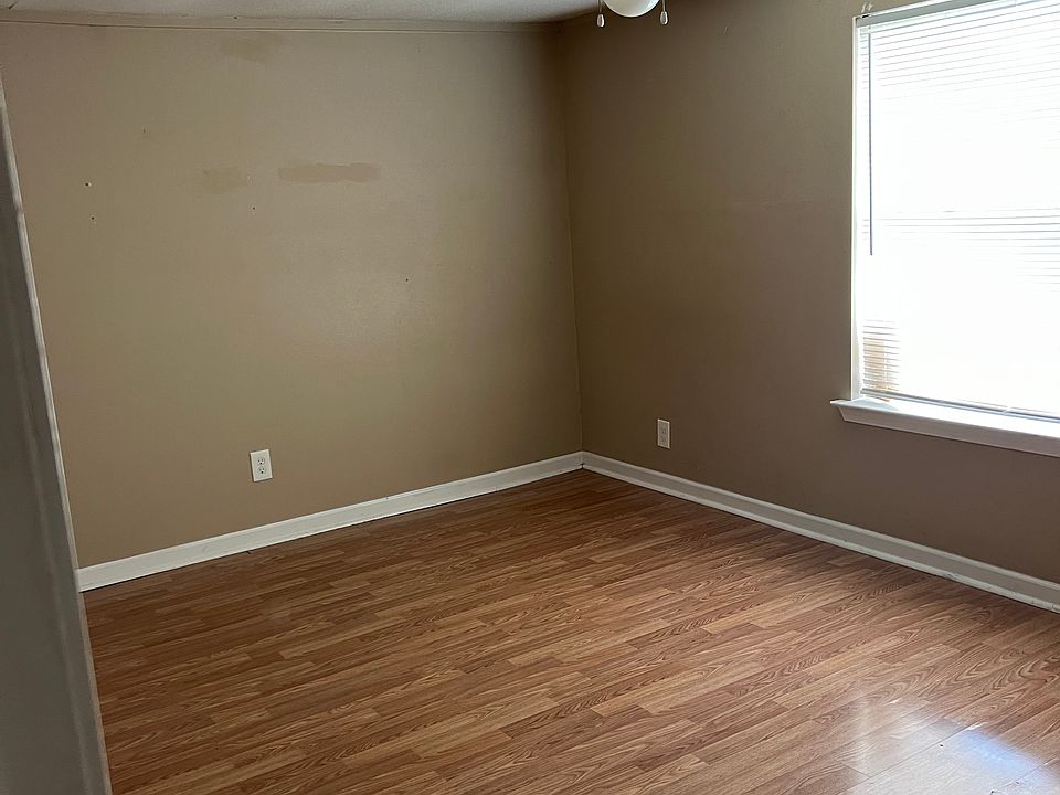 1st image of 28381 Petes Hwy #14
