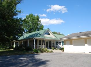 1884 Crottlestown Rd, Chambersburg, PA 17202