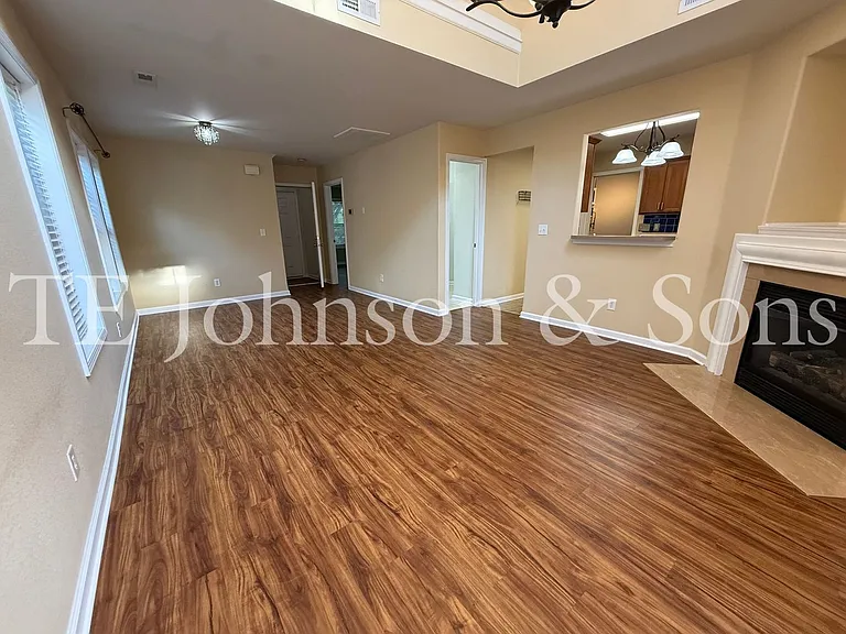 108 Greenway St — Photo 10