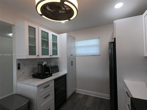 2nd image of 3930 Inverrary Blvd APT 604-D