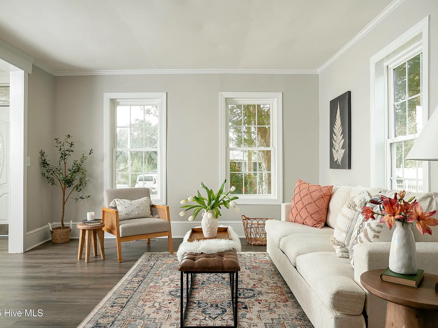 3 bed, 3.0 bath, $2,395 — Photo 2