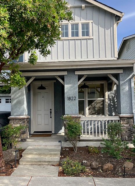 1st image of 1822 Mariposa Dr