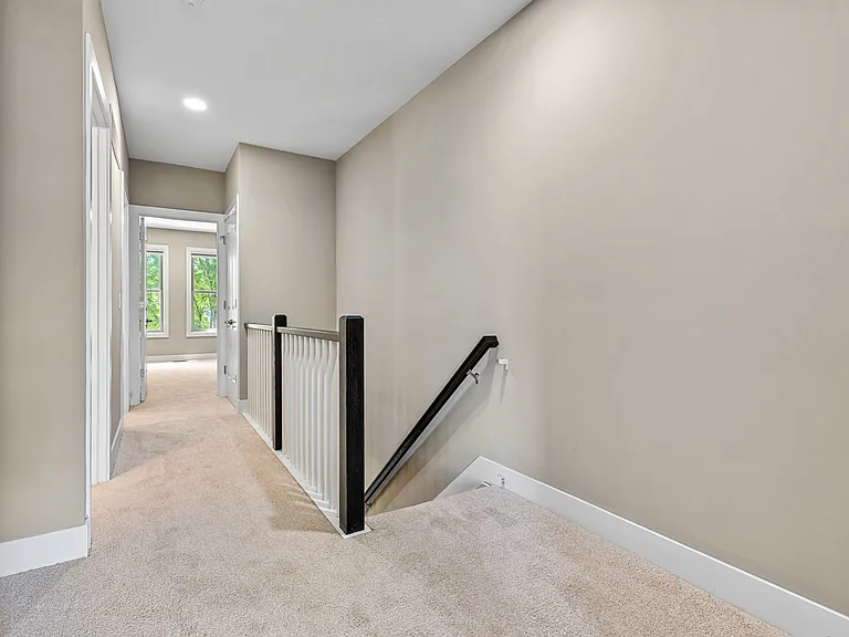 434 Northern Ave — Photo 16