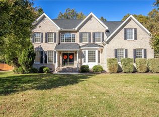 846 Club Ridge Ter, Chester, VA 23836