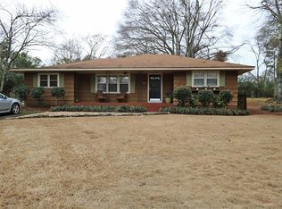 17 Larkwood Cres, Cartersville, GA 30120