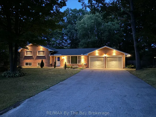 63 Rodrium Rd, Wasaga Beach, ON L9Z 1R5