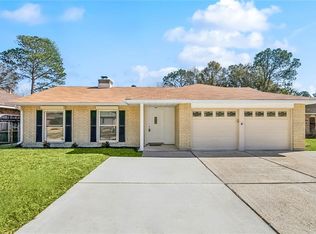 110 W Queens Dr, Slidell, LA 70458