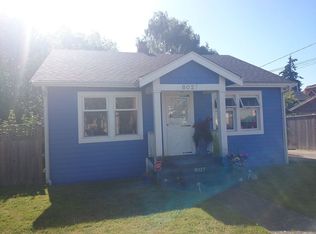 8027 17th Ave NW, Seattle, WA 98117
