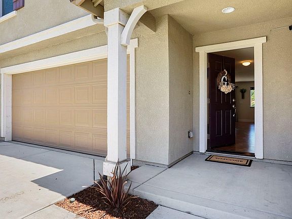 2nd image of 2640 Hayden Brook Dr