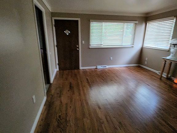 4th image of 4711 Mayfair St