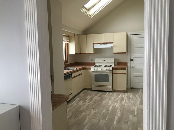 2nd image of 37 Bellevue Ave