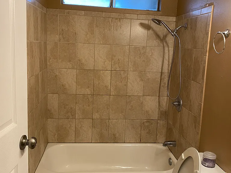 16510 Lakeshore Dr — Photo 10