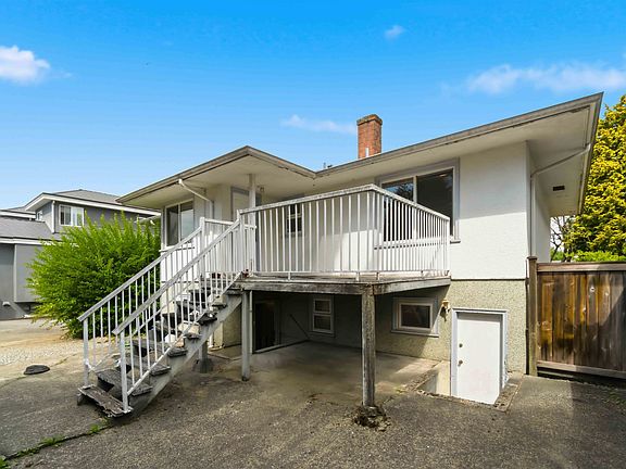 5th image of 5428 Hardwick St