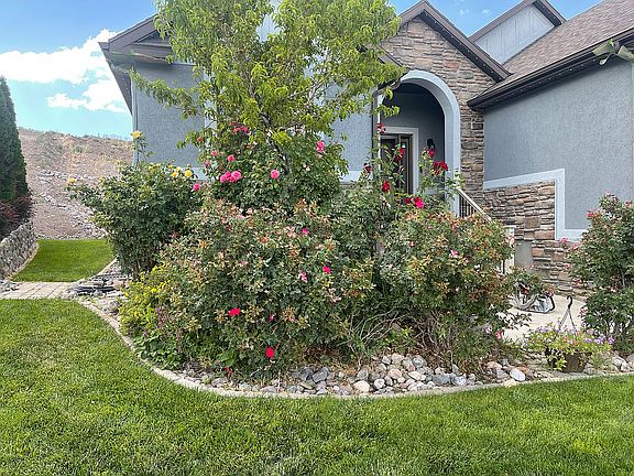 3rd image of 13918 S Gordons View Way