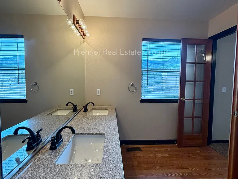 1428 Coolcrest Dr — Photo 14
