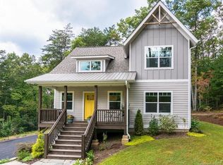 12 Mary Jane Ln, Swannanoa, NC 28778