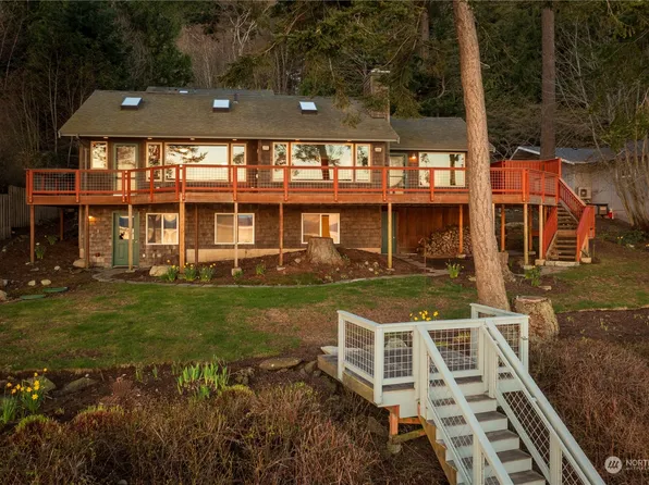 2744 N Nugent Road, Lummi Island, WA 98262