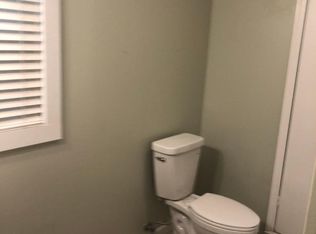 612 W Howell St, Hartwell, GA 30643