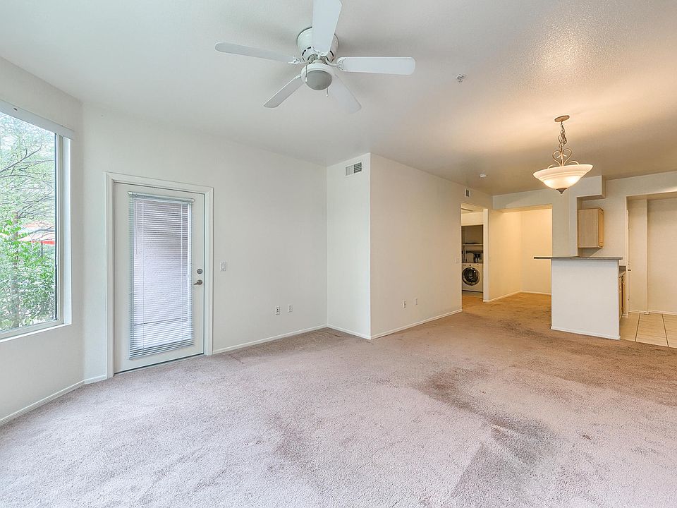 2nd image of 422 W 1st St #500