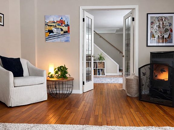 2nd image of 85 Baxter Street